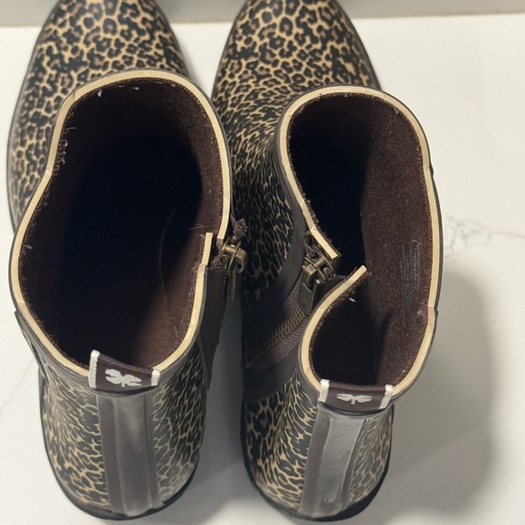 Lucky Brand - Basel Rainboot Bootie - Picture 8 of 9